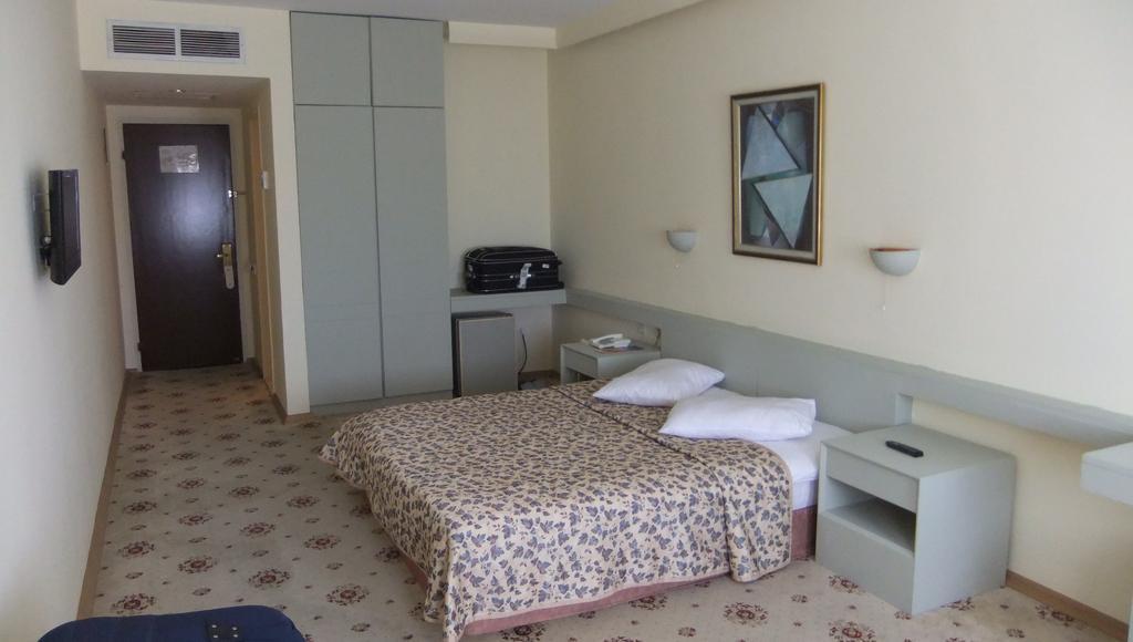 Peri Tower Hotel Nevşehir Quarto foto